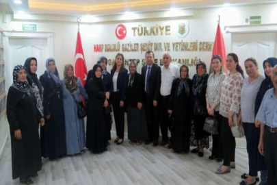 SANİ KONUKOĞLU VAKFI'NIN ŞEFKAT ELİ