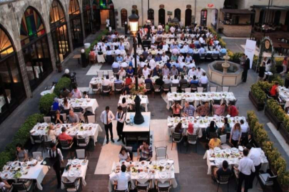 Oracle ve Netovanın ev sahipliğinde iftar