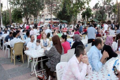 Gaziantep'te ülkücüler iftarda buluştu