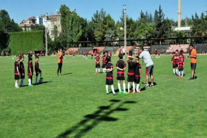 Alt yapı kayıtları sürüyor