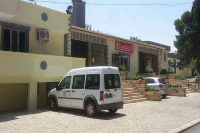 Evinde ölü bulunan yaşlı adam toprağa verildi
