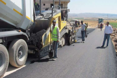 Araban-Fıstıklıdağ grup yolundaki 2. etap asfalt çalışmalarına başlandı