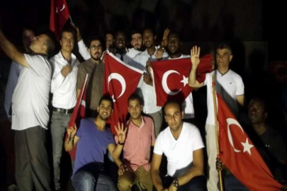 Afrikalı öğrenciler de nöbette