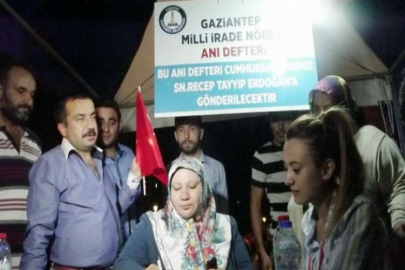 Demokrasi için duygularını yazacaklar