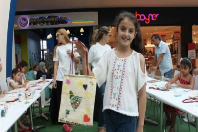 Minikler çantalarını kendileri tasarladı