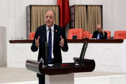 "Türkiye'ye yönelik küresel finansal operasyon var"