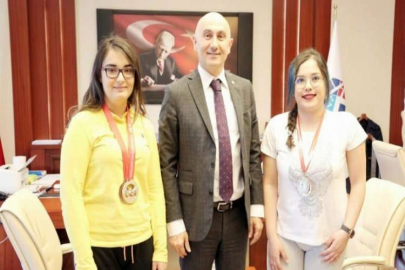 HKÜ farklı spor dallarında madalyalarını arttırıyor