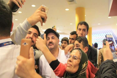 Ünlü oyuncu Şafak Sezer Gaziantep’te