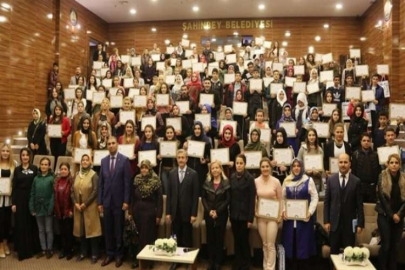 132 kursiyer daha sertifikalarını aldı