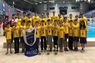 SANKO yüzmede başarısını gösterdi