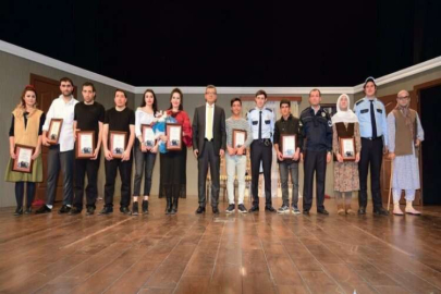 GASKİ çalışanları tiyatro kurup oyun sahneledi
