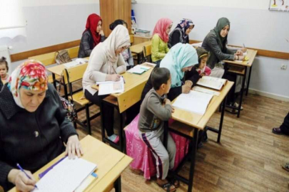 Okuma-yazma kursuyla hayatı yaşamak kolaylaşıyor
