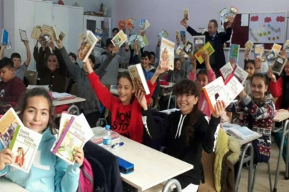 GAÜN öğrencilerinden kütüphane