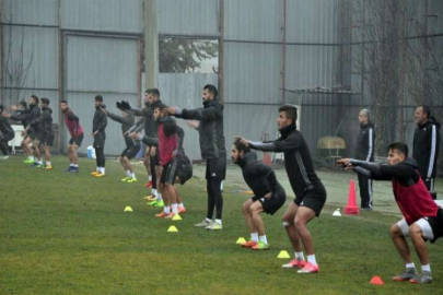 Yolculuk Cumartesi