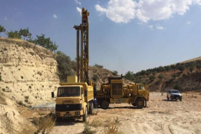 GASKİ, KÖYLERDE SONDAJ KUYUSU AÇTI