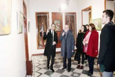 GAÜN öğretim görevlisi Aliyev’den sergi