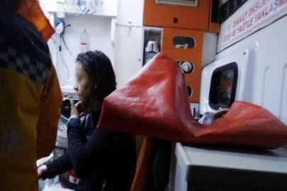 Sinir krizi geçiren genç kız, oturduğu evi yaktı