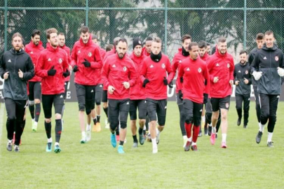 Taktik çalıştılar