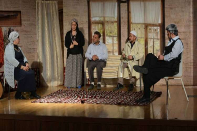 Oğuzeli Belediyesinden tiyatro