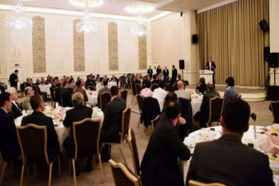Vali Yerlikaya İnşaat Müteahitleriyle buluştu