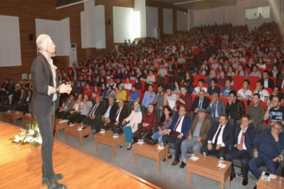 Oğuzeli Belediyesi'nden stand-up tadında seminer