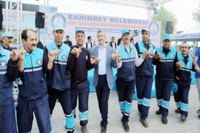 Tahmazoğlu'ndan müjdeli bayram kutlaması