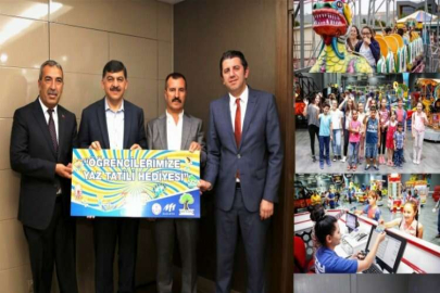 ŞEHİTKAMİL'DEN ÖĞRENCİLERE EĞLENCELİ KARNE HEDİYESİ
