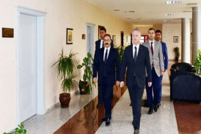 Vali Gül’den Rektör Gür’e ziyaret