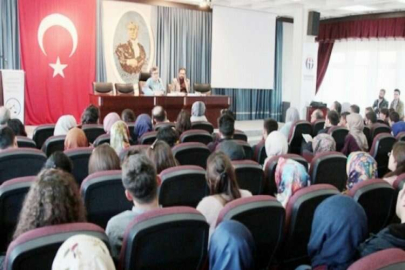 ‘BİR ŞAHSİYET: MİTHAT ENÇ’ KONFERANSINA YOĞUN İLGİ