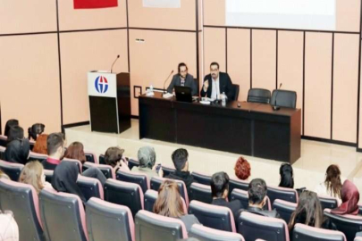 GAÜN’DE ‘SANATTA DİYALEKTİK İMGE’ SÖYLEŞİSİ