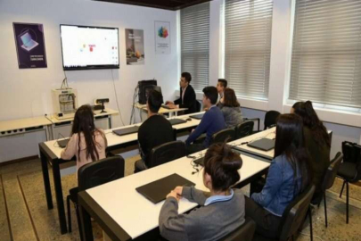 Öğrencilerden Dijital Kütüphane'ye yoğun ilgi