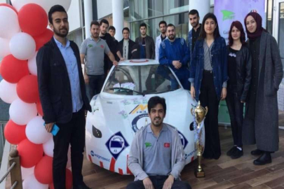 Elektrikli araç fuarın ilgi odağı oldu