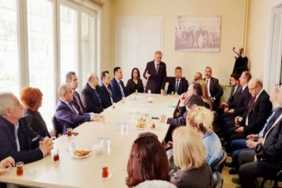 CHP’ye geçmiş olsun ziyareti
