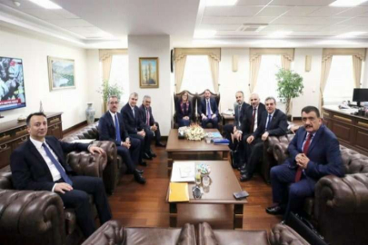 Şahin, Ankara'da yoğun görüşmelere katıldı