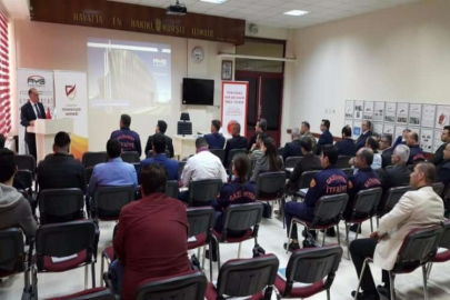 İTFAİYEDEN "YANGIN GÜVENLİĞİNİN ÖNEMİ" KONFERANSI