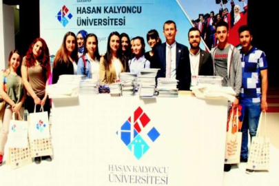 HKÜ dört farklı ilde, dört eğitim fuarına katıldı