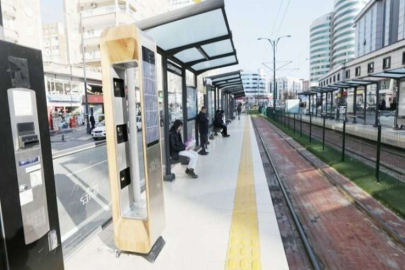 Tramvay duraklarına solar şarj istasyonu