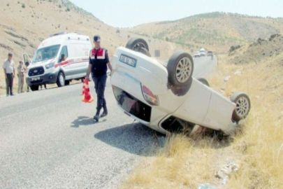 Araban’da otomobil devrildi: 2’si çocuk 4 yaralı