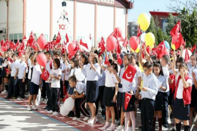 SANKO OKULLARINDA DA İLK DERS ZİLİ COŞKUYLA ÇALDI