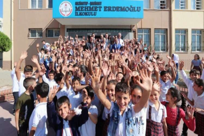 TAHMAZOĞLU ÖĞRENCİLERLE BİR ARAYA GELDİ