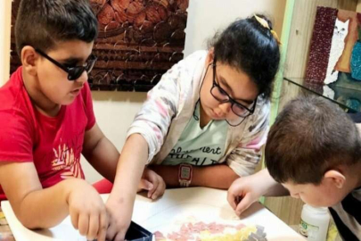 ÇOCUK KÜTÜPHANELERİ, ENGELLERİ KALDIRIYOR