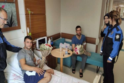 Polislerden yaralı askerlere ziyaret
