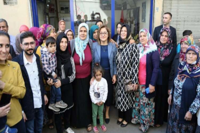 Şahin, 2 mahalleyi ziyaret etti