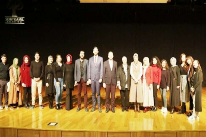 “Ergenlik” tüm yönüyle ele alındı