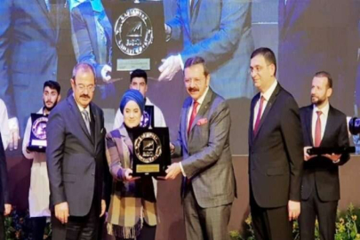 KADOOĞLU’NA ÖDÜL