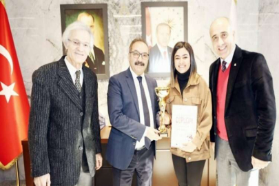 GAÜN'LÜ ÖĞRENCİNİN BÜYÜK BAŞARI