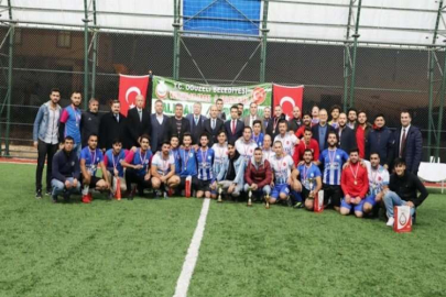 Kurumlar arası halı saha turnuvası sona erdi