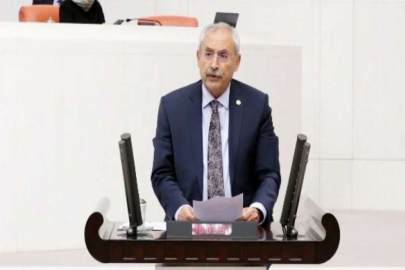 “Öğretmenlerin özlük hakları iyileştirilmelidir”