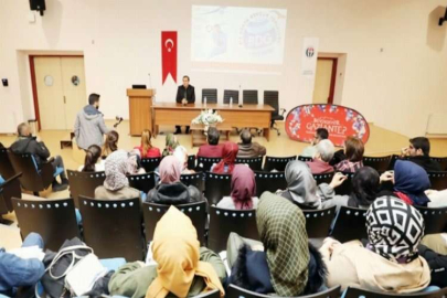 Efiloğlu öğrencilerle buluştu