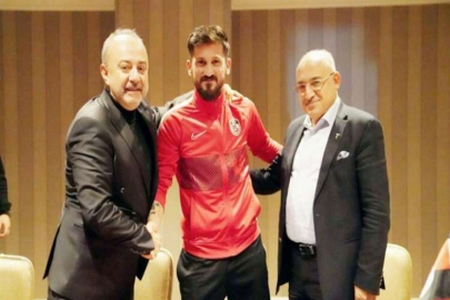 Sözleşme uzattılar